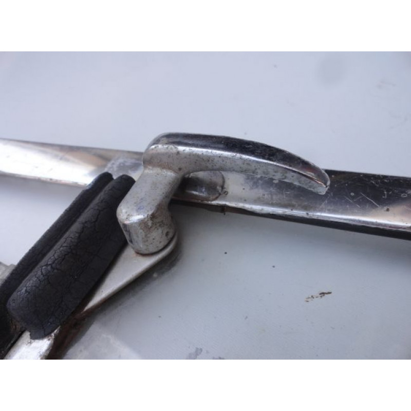 Quadro Quebra Vento Esquerdo Vw 1600 Zé Do Caixão Original Usado