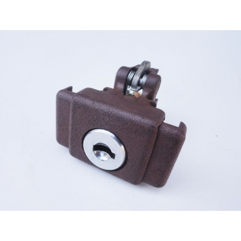 Cilindro Porta Malas Porta Luvas Porta Tanque Chevette Marrom 83 À 86 - Jogo