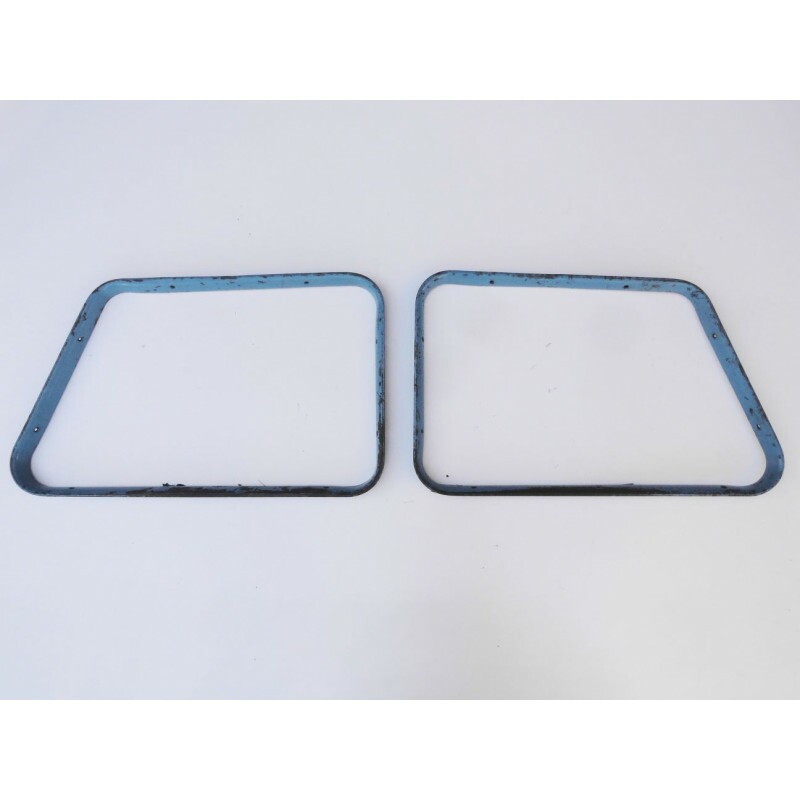 Moldura Janela Porta E Traseira Rural Willys Ford Usada Jogo