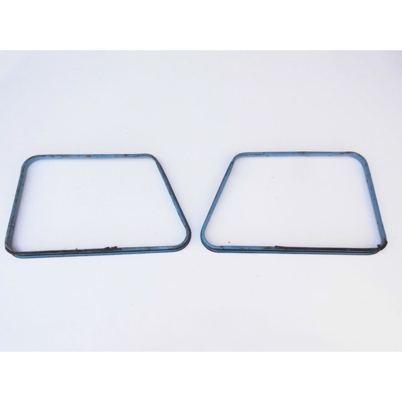 Moldura Janela Porta E Traseira Rural Willys Ford Usada Jogo