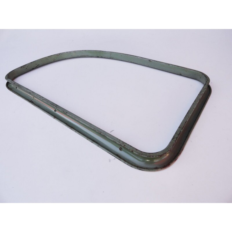 Moldura Janela Fixa Traseira Willys Ford Rural Usada - Par