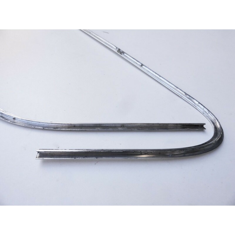 Friso Janela Lateral Fixa Esquerda Variant I Até 77 Original - Par