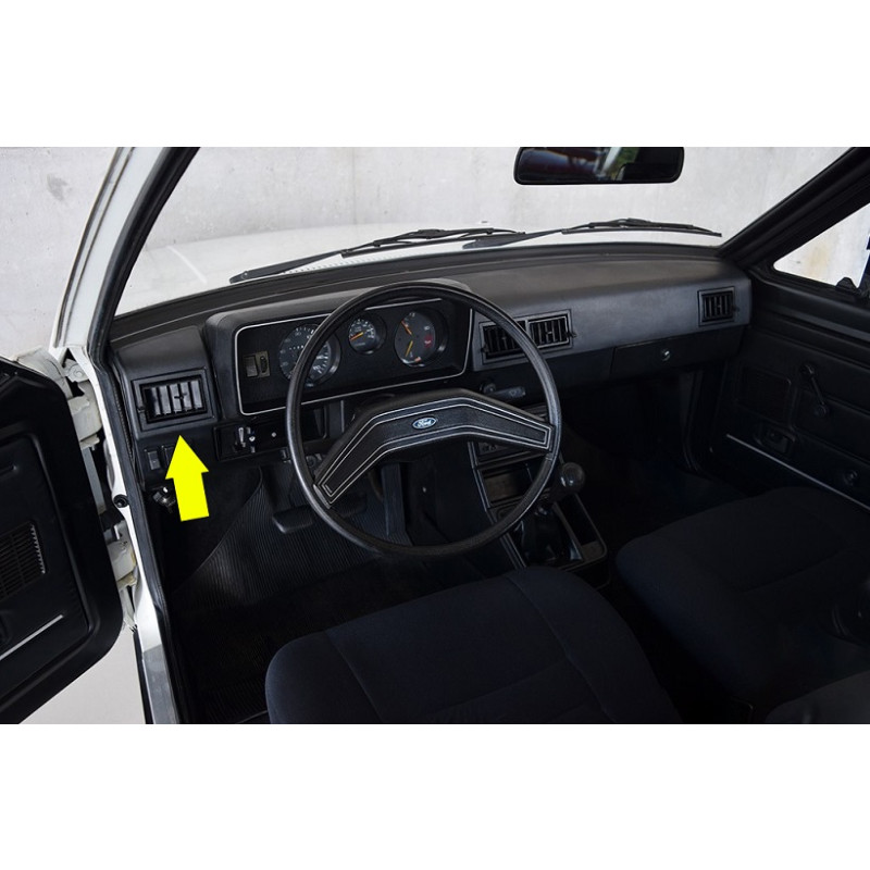 Moldura Do Difusor De Ar Esquerdo Corcel Il Belina Il Usada