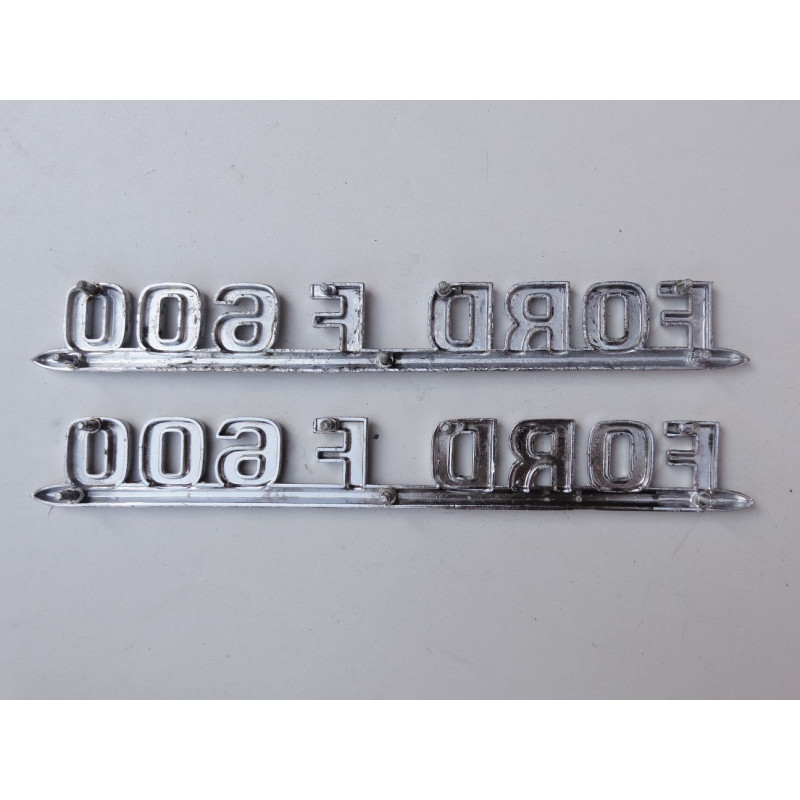 Emblema Lateral Caminhão F-600 1954 Original Usado - Par