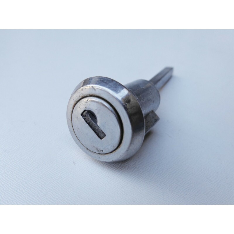 Cilindro Porta Rural F-75 Willys Ford Original Usado