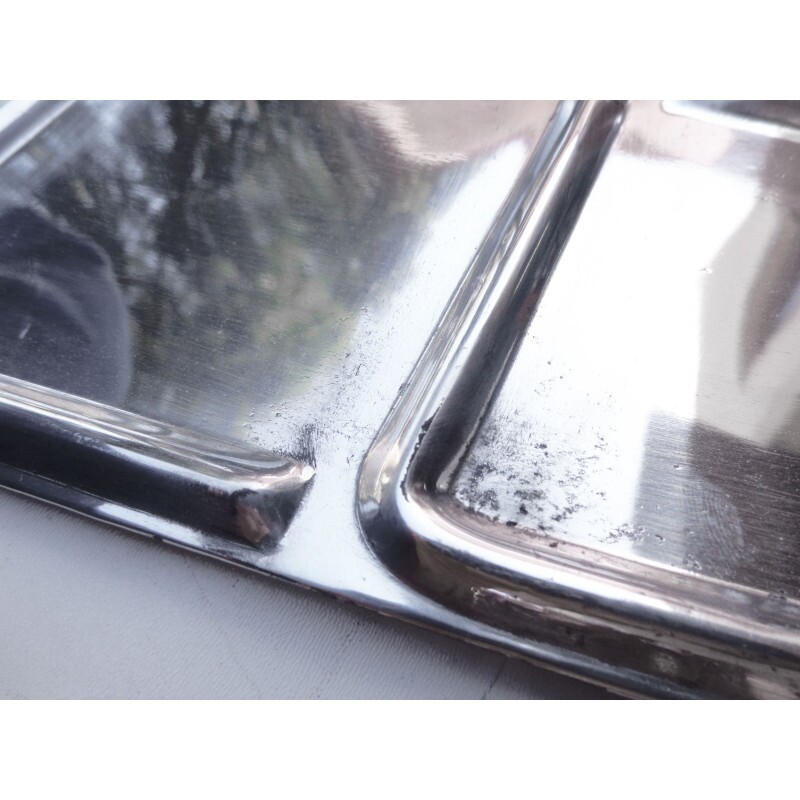 Acabamento Alumínio Parachoque Caminhão Mercedes Cara Preta - Par