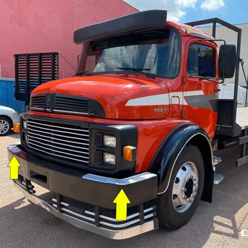 Acabamento Alumínio Parachoque Caminhão Mercedes Cara Preta - Par