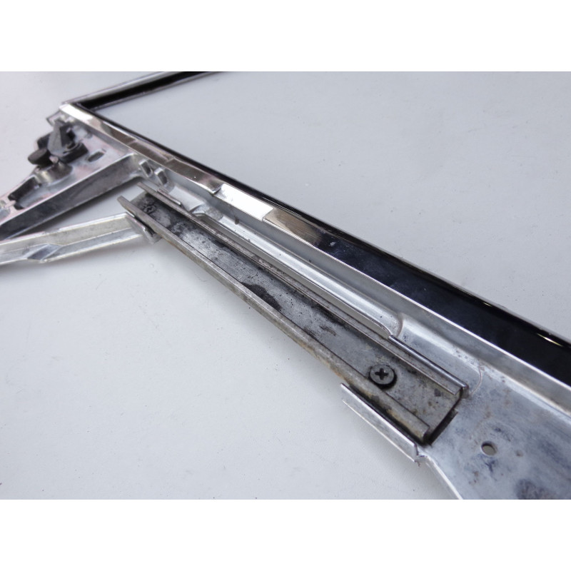 Quadro Suporte Vidro Traseiro Esquerdo Impala 1959 4 Portas Sem Coluna