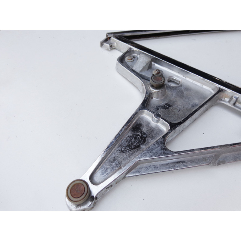 Quadro Suporte Vidro Traseiro Esquerdo Impala 1959 4 Portas Sem Coluna