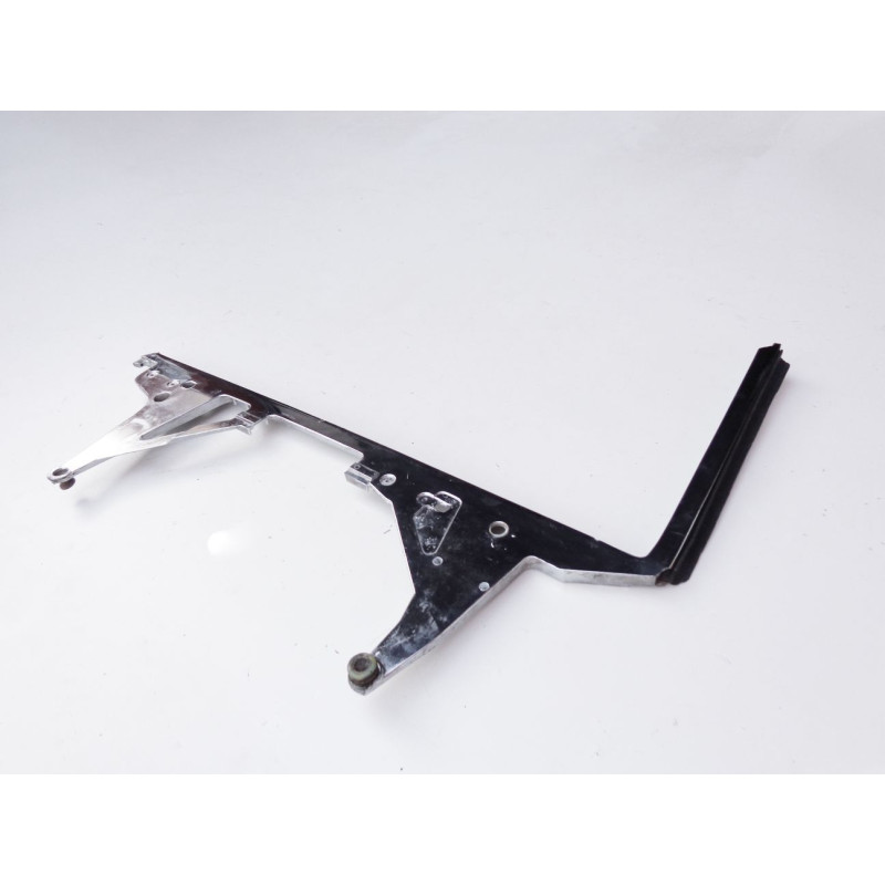 Quadro Suporte Vidro Traseiro Direito Impala 1959 4 Portas Sem Coluna