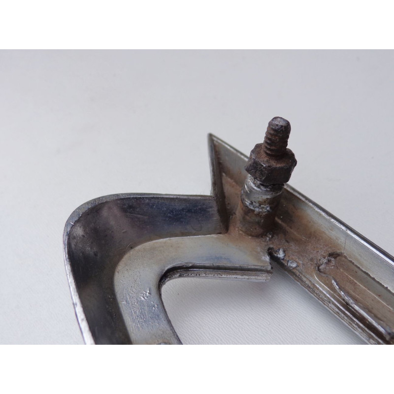 Moldura Emblema Porta Malas Bel Air 6 Cilindros 56 À 58 Original