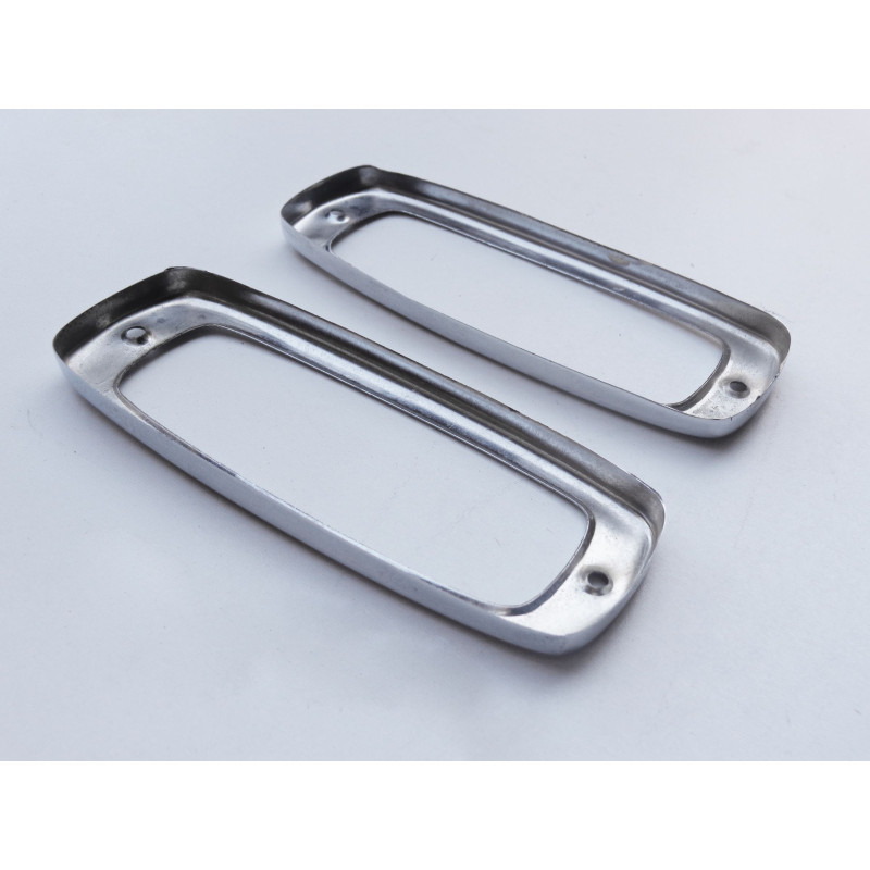 Aro Lanterna Traseira Chevrolet Brasil 3100 58 À 63 Novo - Par