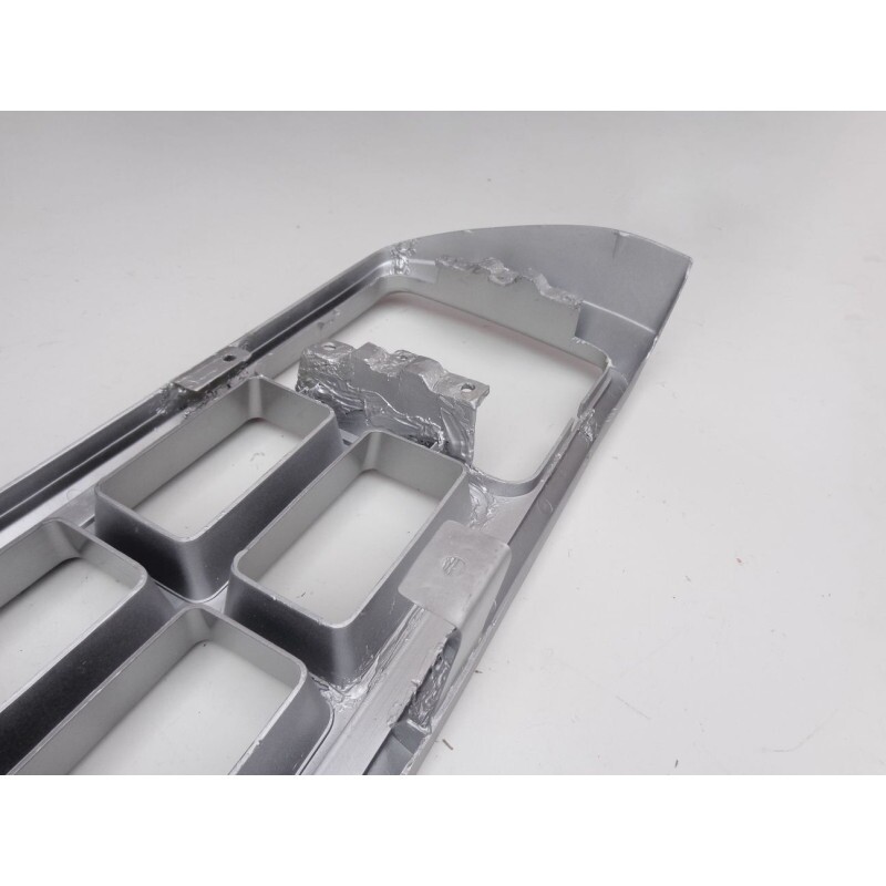 Grade Dianteira F-1000 86 à 92 Original Restaurada Com Detalhes