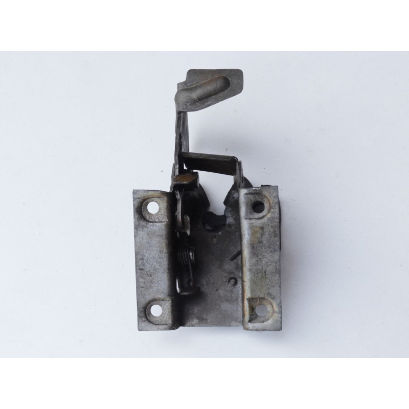 Fechadura Fecho Superior Capô F-100 F-600 62 à 64 e 69 à 71 - Braço Curto