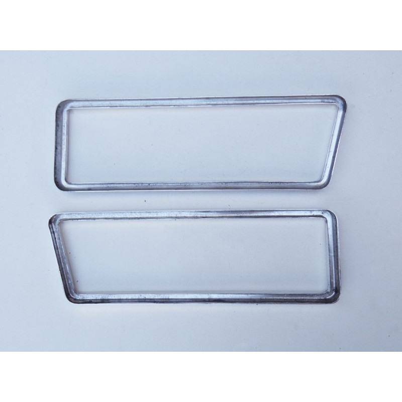 Aro Lanterna Traseira Variant I Tl Até 72 Original Novo - Par