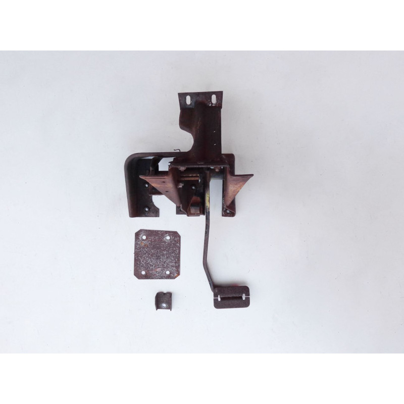 Suporte Dos Pedais F-100 F-350 F-600 62 À 71 Original Usado