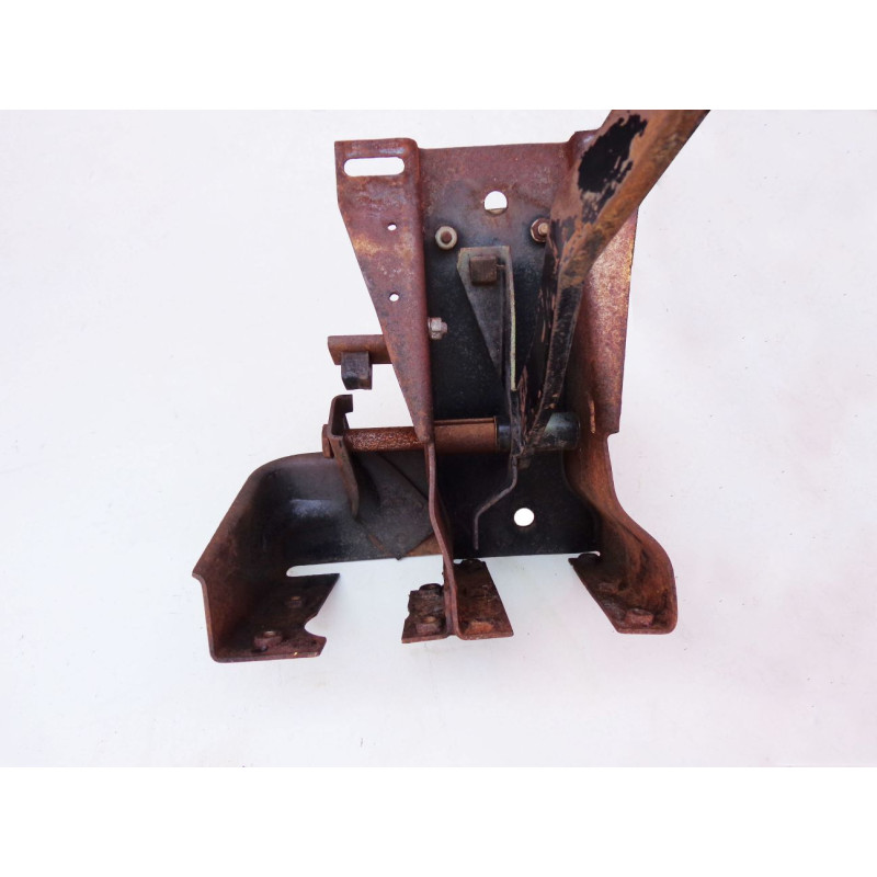 Suporte Dos Pedais F-100 F-350 F-600 62 À 71 Original Usado