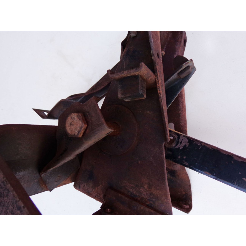 Suporte Dos Pedais F-100 F-350 F-600 62 À 71 Original Usado