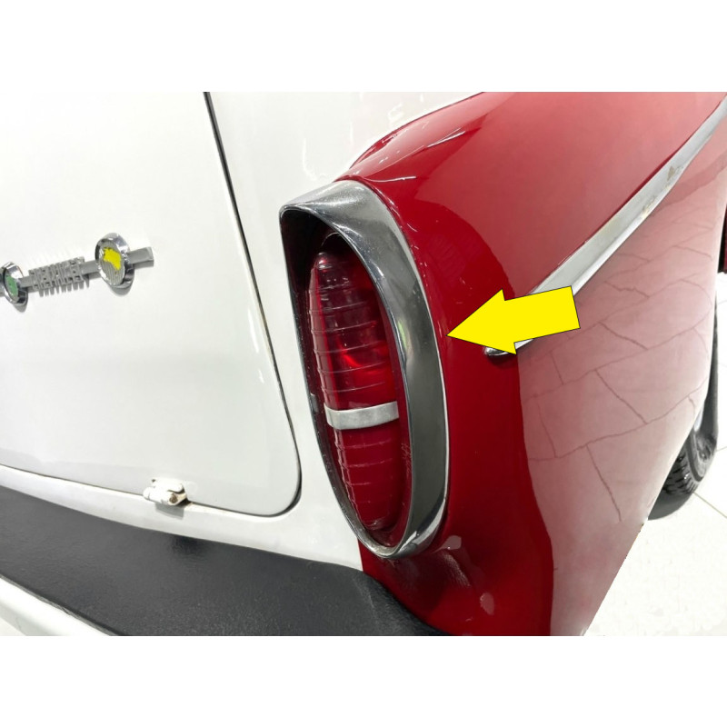 Moldura Lanterna Traseira Chevrolet Amazona Corisco Usada - Par