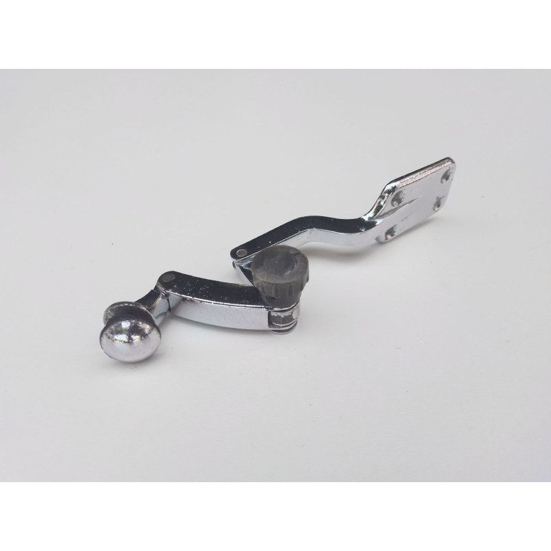 Trinco Vidro Traseiro Direito Basculante Dodge 1800 Polara Usado