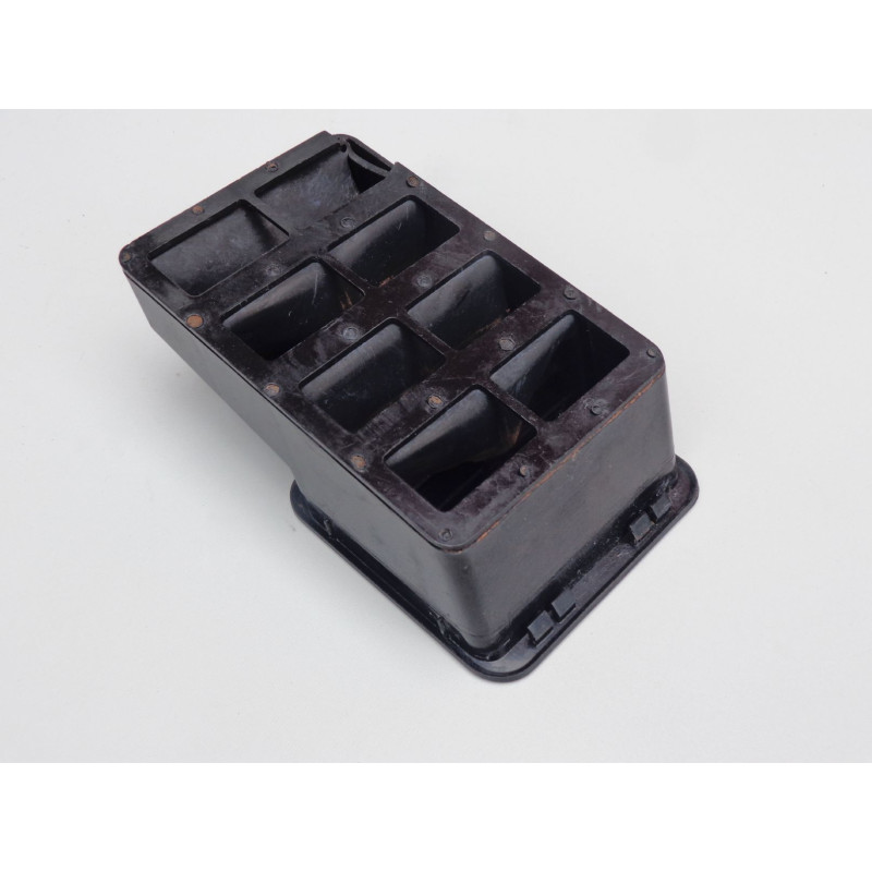 Difusor De Ar Coluna Porta Gol Voyage Até 86 Original Usado