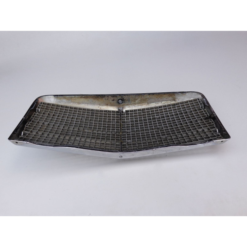 Grade Mercedes W114 W115 1974 à 1976 Original Usada Mod Maior