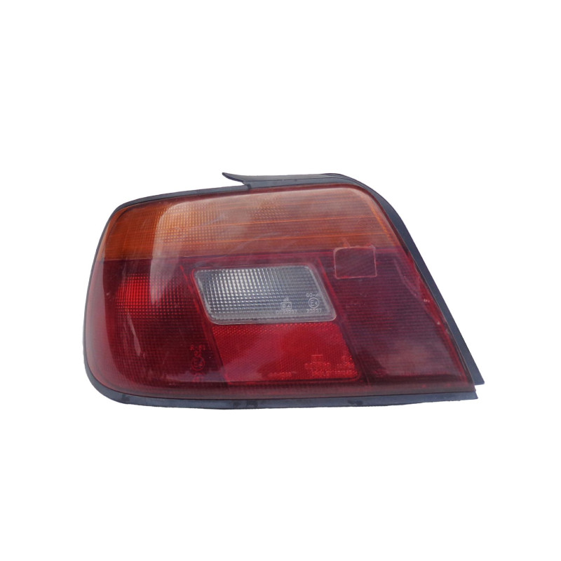 Lanterna Traseira Esquerda Daihatsu Charade Sedan 93 À 96 Original Usada