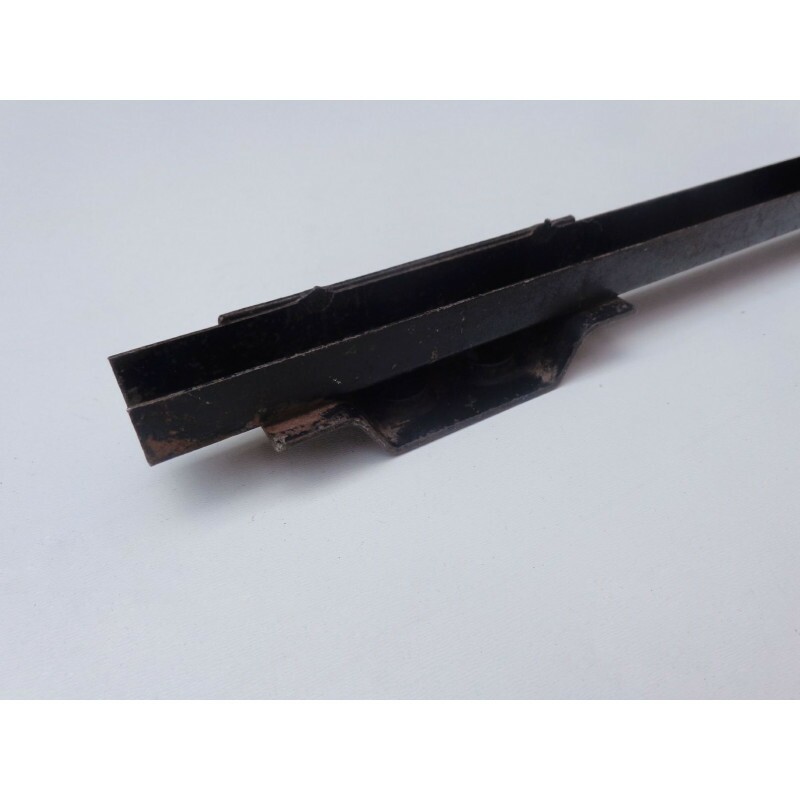 Suporte Da Canaleta Do Vidro Porta Esquerda Rural F-75 Novo