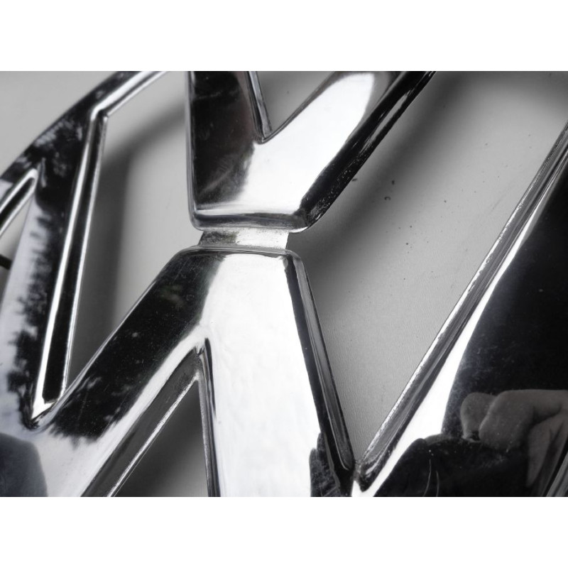 Emblema VW Frontal Kombi Corujinha Até 75 Cromado Usado