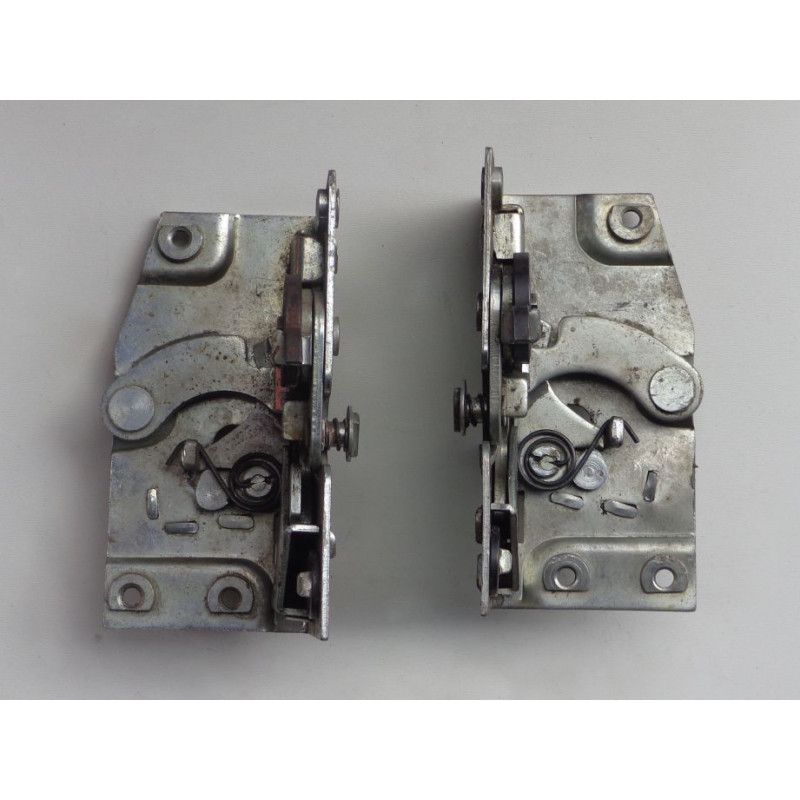 Fechadura Porta Chevrolet Boca De Sapo 47 À 51 Usada - Par