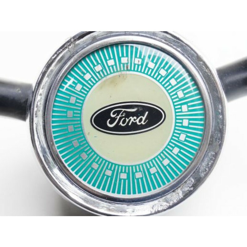 Volante Ford F-100 F-1000 1972 À 1981 Com Botão Original Usado