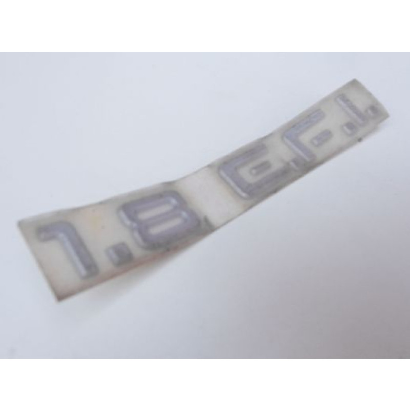 Emblema 1.8 E.F.I. Kadett 93 À 95 Original GM Novo Unitário