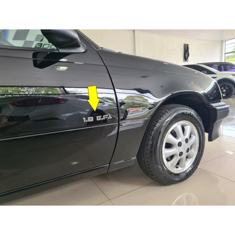 Emblema 1.8 E.F.I. Kadett 93 À 95 Original GM Novo Unitário