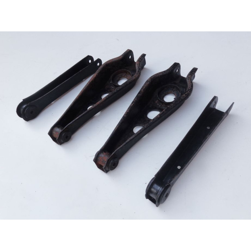 Bandeja Supensão Traseira Dodge 1800 Polara Usada - Jogo