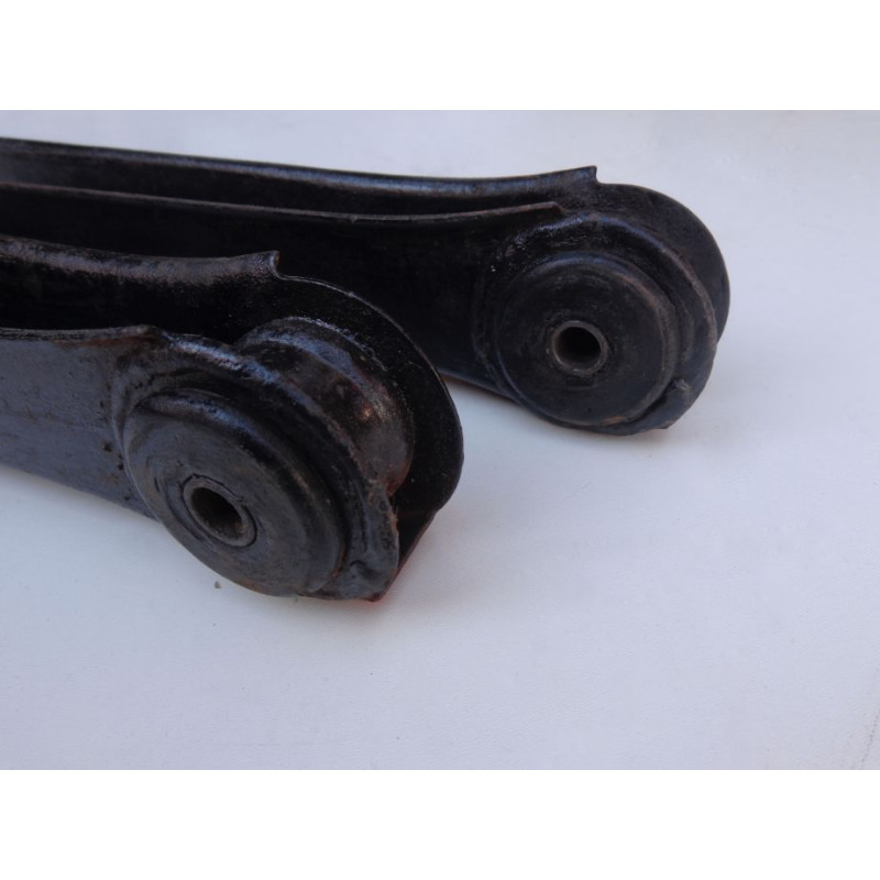 Bandeja Supensão Traseira Dodge 1800 Polara Usada - Jogo