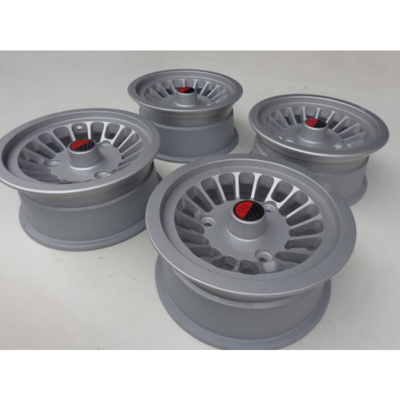 Roda De Liga Corcel Belina Del Rey Aro 13 X 5,5 - Jogo