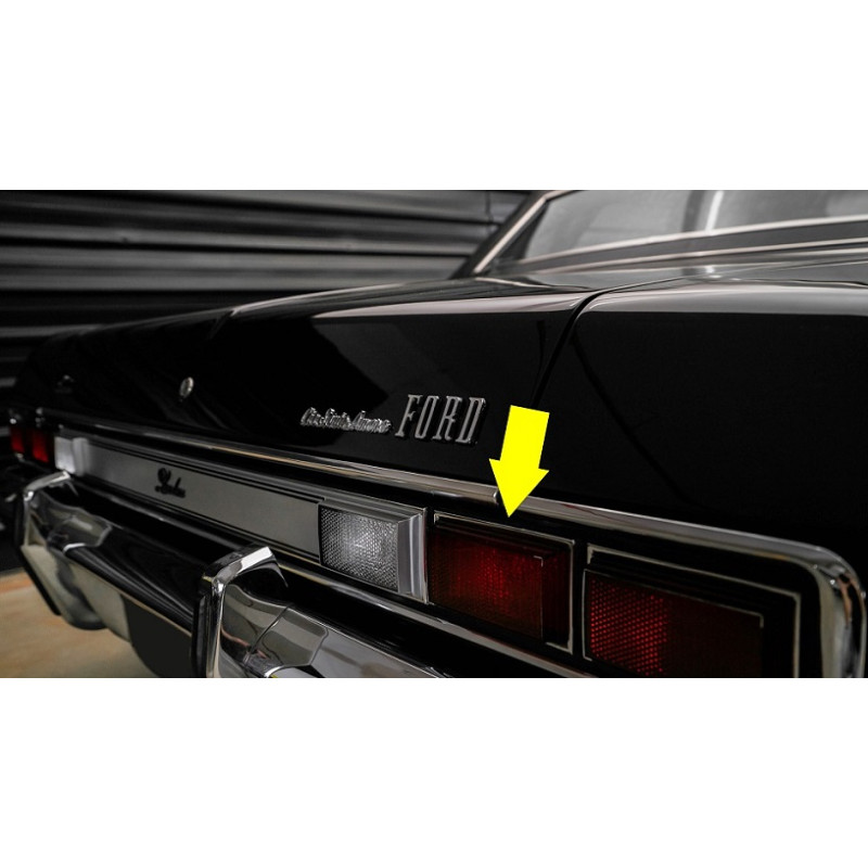 Lanterna Traseira Galaxie Landau 1976 Em Diante Com Quebrado