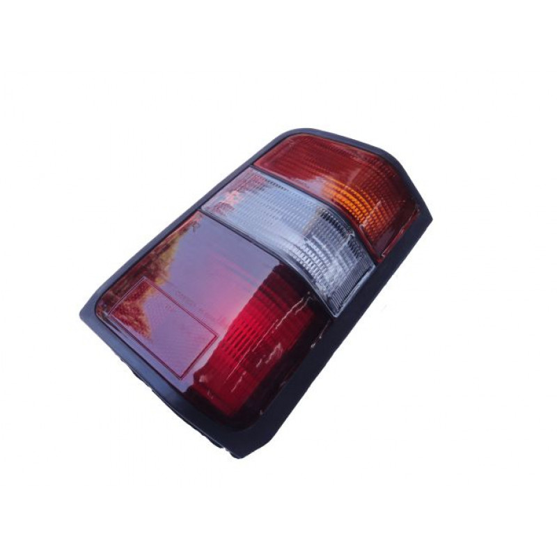 Lanterna Traseira Direita Mitsubishi L300 Tricolor Nova Unitário