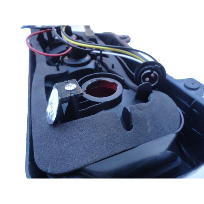 Lanterna Traseira Direita Mitsubishi L300 Tricolor Nova Unitário