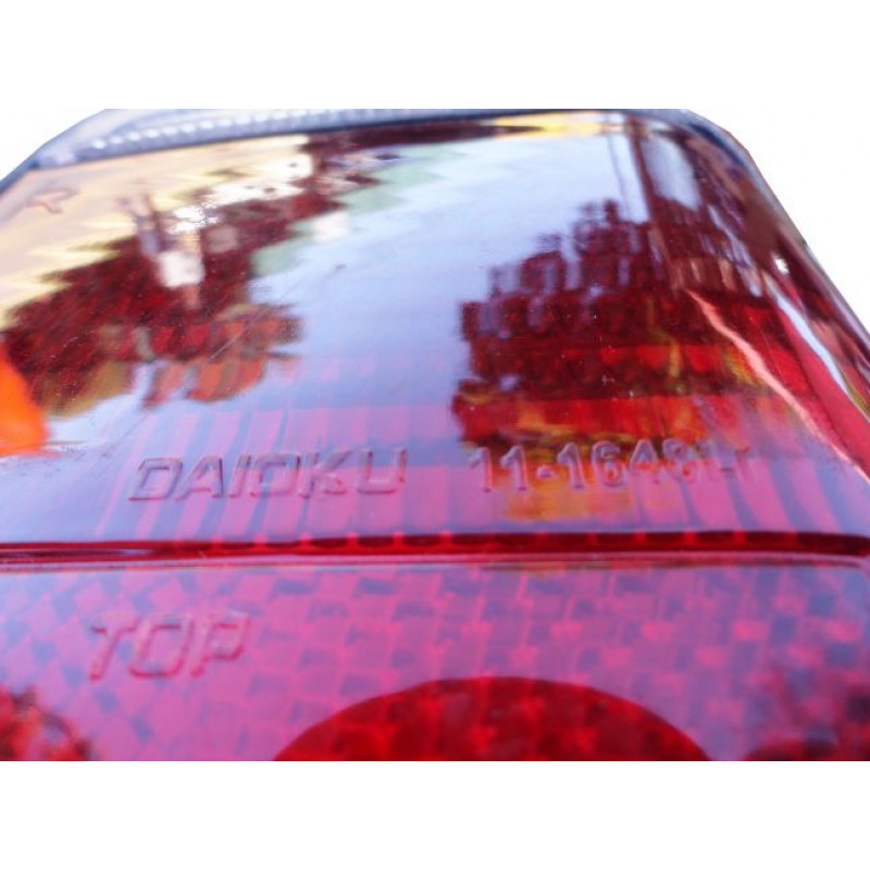 Lanterna Traseira Direita Mitsubishi L300 Tricolor Nova Unitário