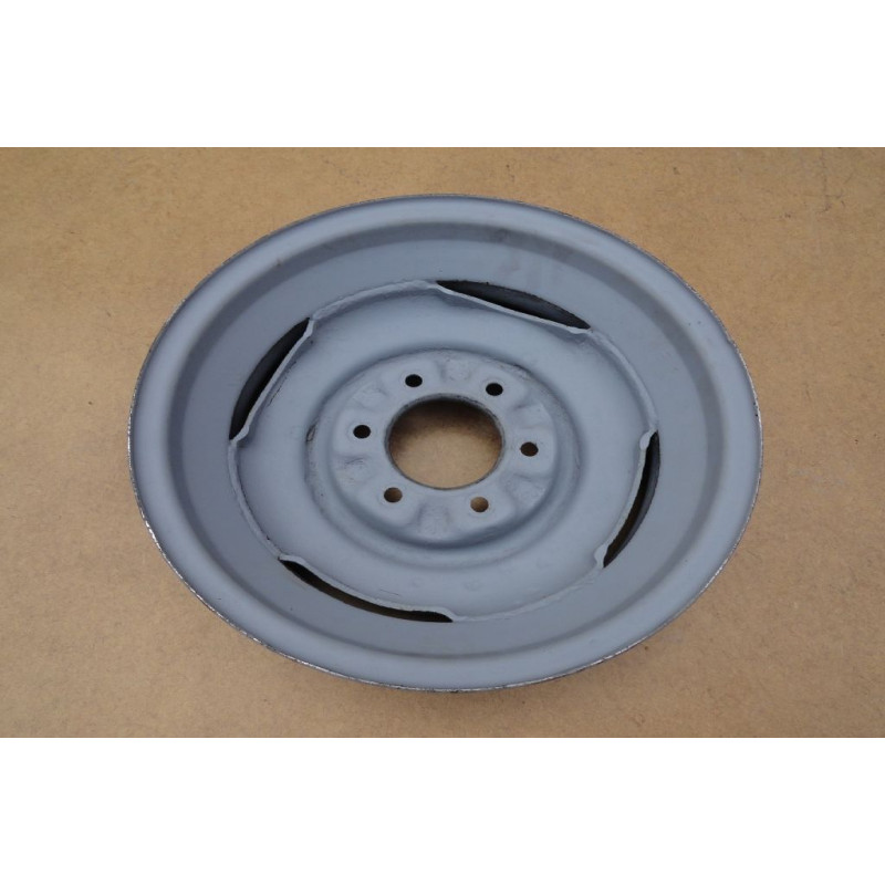 Roda C-10, C-14, D-10 Aro 16 Tala 5 Original Encaixe por Fora - Unitário