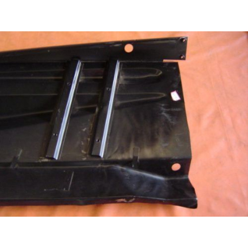 Saia Interna Paralama Direito C-10, C-14, A-10 e Veraneio