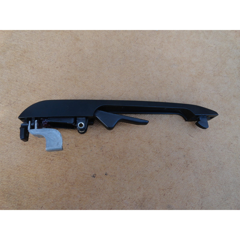 Santana e Quantum - Maçaneta Externa Traseira Direita