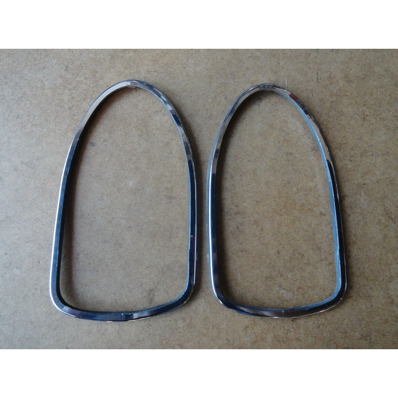 Aro da Lente Lanterna Traseira Fusca 1300L 1500 1600 70 à 78 - Par