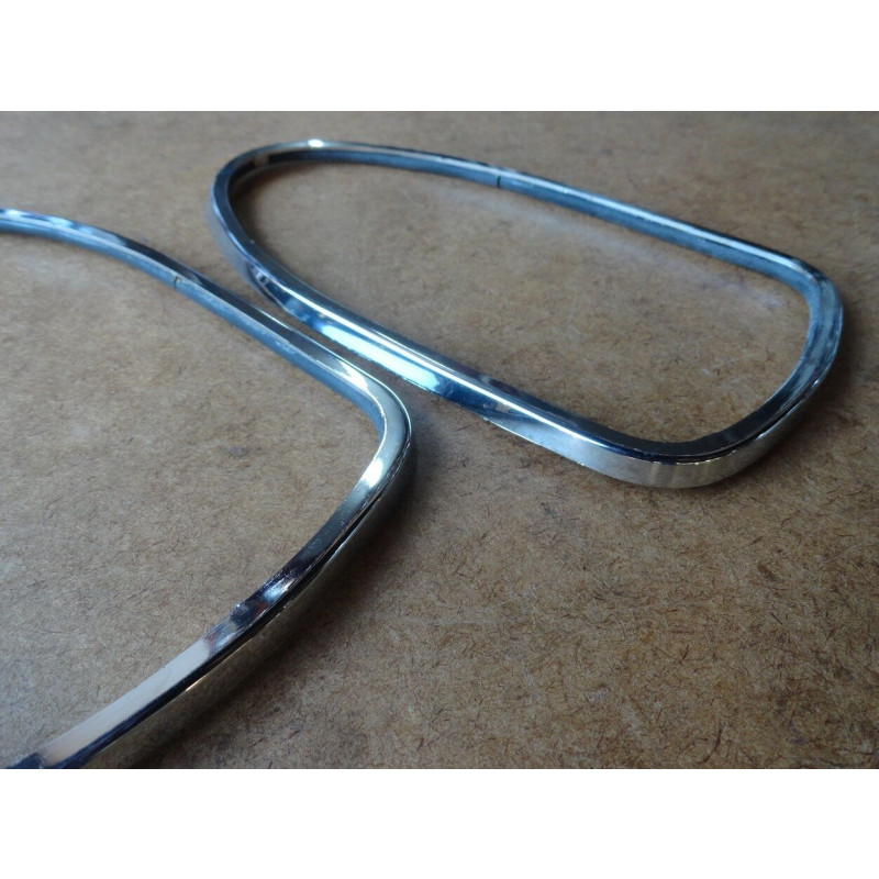 Aro da Lente Lanterna Traseira Fusca 1300L 1500 1600 70 à 78 - Par