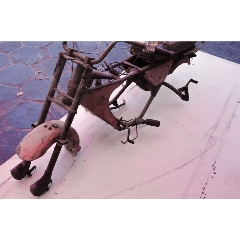 Sucata Moto Antiga Xispa Década 70 No Estado Sem Documentação 