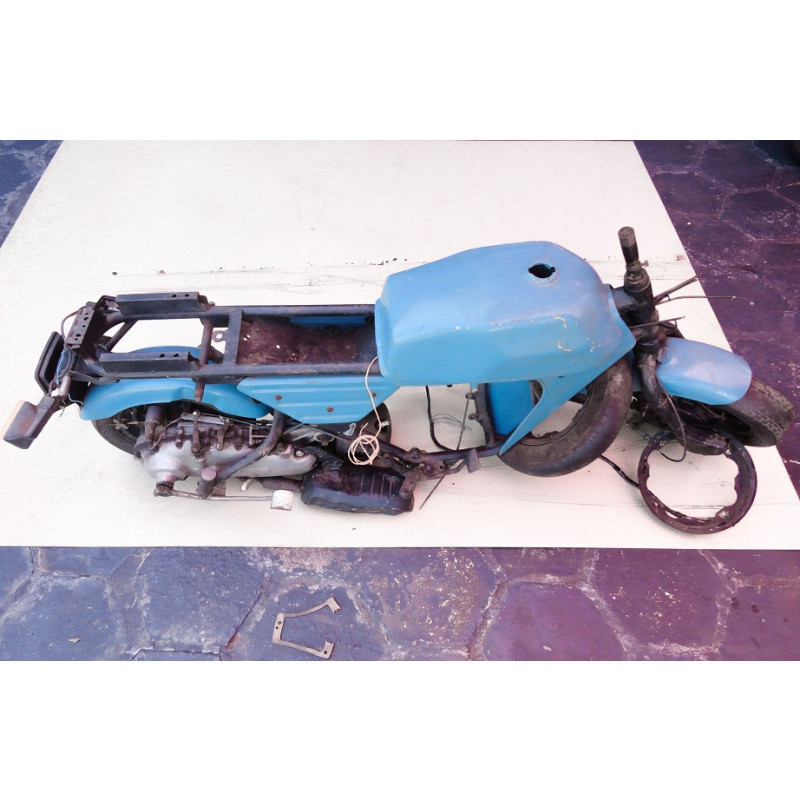 Sucata Moto Antiga Xispa Década 70 No Estado Sem Documentação 