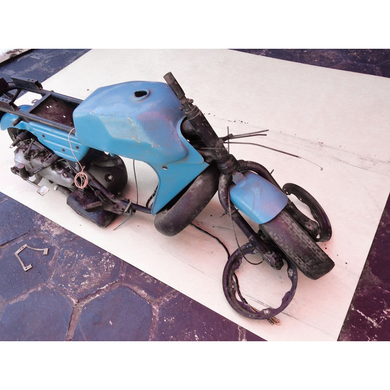 Sucata Moto Antiga Xispa Década 70 No Estado Sem Documentação 