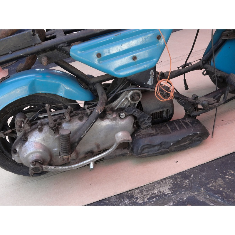 Sucata Moto Antiga Xispa Década 70 No Estado Sem Documentação 