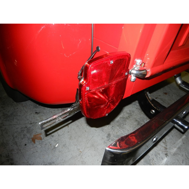 Suporte da Placa Traseira F-1 F-100 1948 a 1961 Cromado